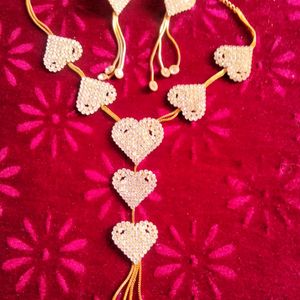 Heart Shape Necklace With Beautiful Earrings