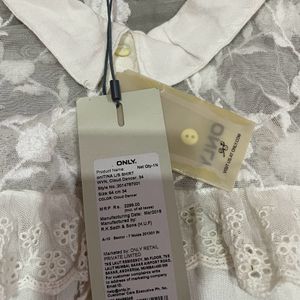 ONLYShirt with Lace Panel