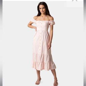 Forever New - Angie Cotton BardotNWTMidi Dress