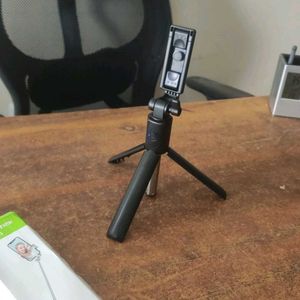 Selfie Stick R1 Black (Pack of 7pcs)