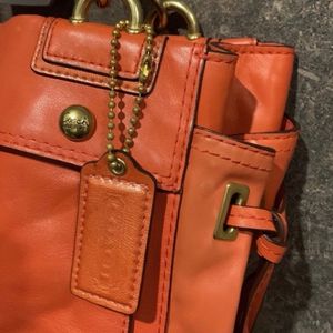 Coach Leather Shoulder bag