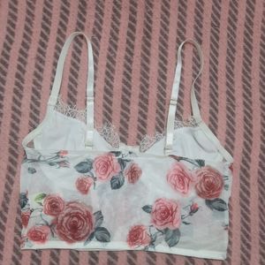 URBANIC Floral White Bralet 🤍