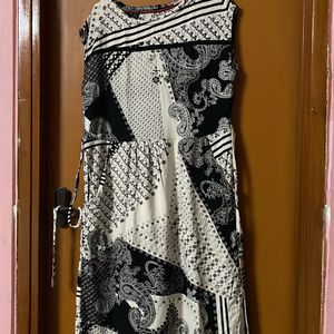 Black And White Designed Frock Tunic