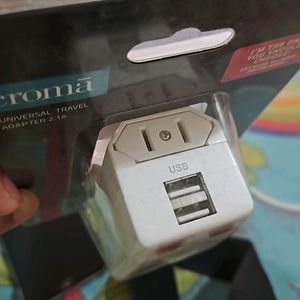 Universal Travel Adapter Croma