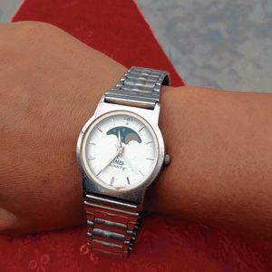 Old Watch ⌚⌚ Best Condition Only Sel Need