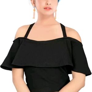 Off Shoulder Croptop