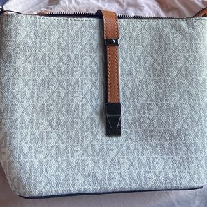 Crossbody bags Women