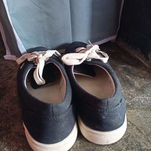 Women Casual Shoes