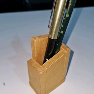 Pen Stand