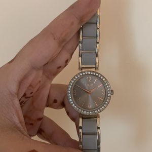 Ladies Watch From Abroad