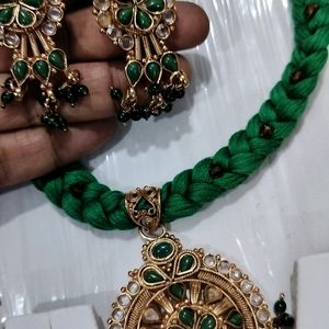 Neck Piece And Earrings Set