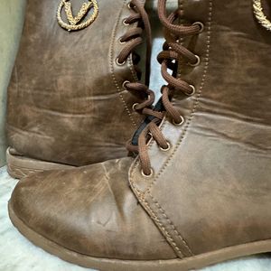 Brown boots Size 6 Sale