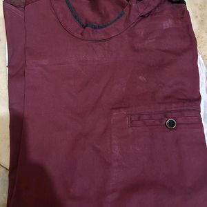 Highlander Men Maroon Slim Fit Solid Casual Shirt