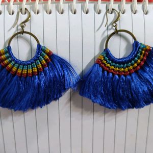 Set Of 2 Thread Earings