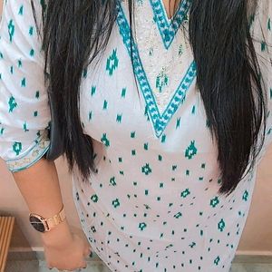 V Neck Kurti