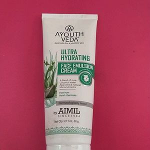 Ultra Hydrating Face Emulsion Cream