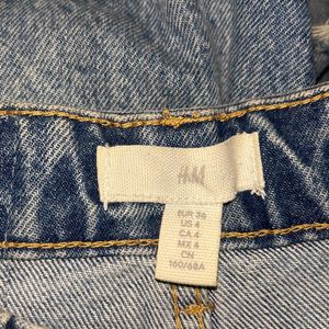 H&M Ripped Jeans With Yellow Tank Top Combo