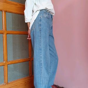 URBANIC wide Leg Blue Jeans For Women