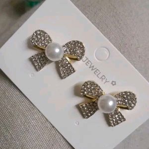 Beautiful Korean Bow Earrings