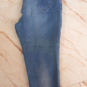 Women Stylish Jeans