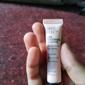 Combo Of Ikkai Strobe Moisturizer & Swiss Beauty