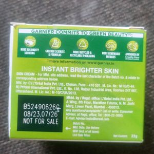 Garnier Bright Complete Cream