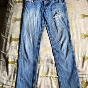 Toned Jeans For College Students