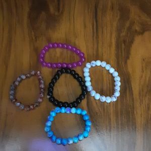 5 Bracelets