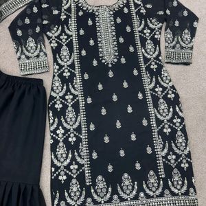 AC 173 Beutiful Black 🖤 Sharara Kurta