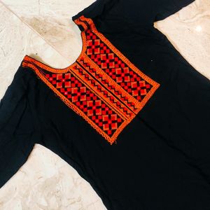 Black Kurti