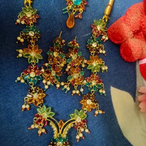 Multicolour Jewellery Set