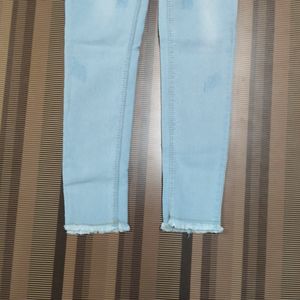 V-78 Size-30 Slim Fit Women Denim Jeans