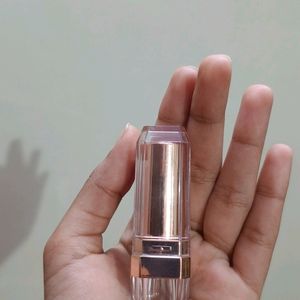 Colour Changing Lipstick