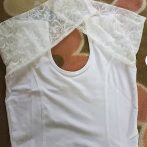 Unused White Stretchable Blouses With Saree