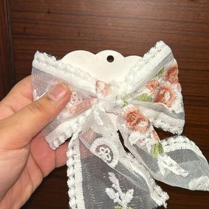 White Bow Hair Clip