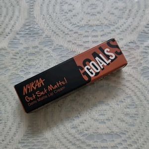 Nykaa Get Set Matte Lip Cream