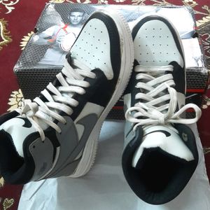 High Top Shoes Size 7 Copy Nike Jordan