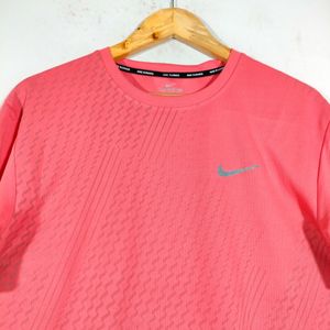 Nike Athletic Wear Tshirt Men