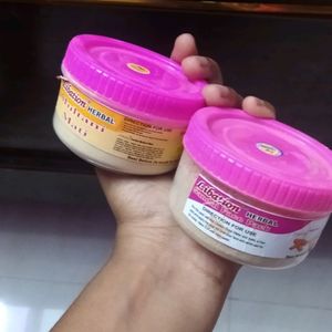 Multani Mitti And Sandal Powder