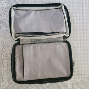 Samsonite Black Leather Pouch