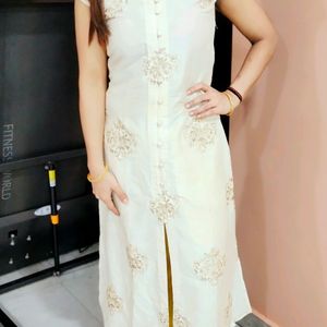 Cream 🍦 Colour Floor Touch Kurta ✨✨ Stylish And Beautiful