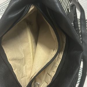 Black Handbag/shoulder Bag