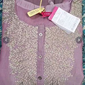 Kurta Set With Dupatta And Trousers