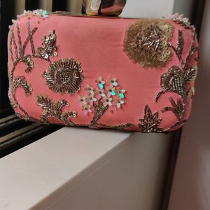 Traditional Clutch