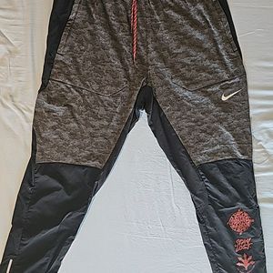 Nike Joggers