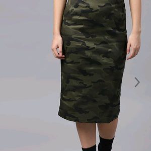 SASSAFRAS Camouflage Army Print Pencil Skirt