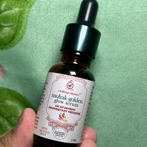 Sukhayu Bhava Mohak Golden Glow Serum