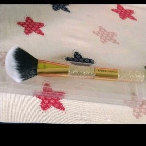 Faces Canda Makeup Brush