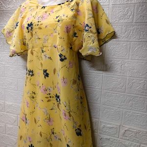 Floral Printed Dress For Medium Size Women