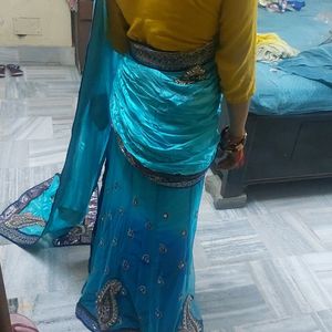 Bani Hui Saree